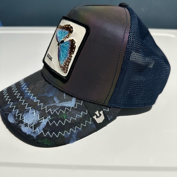 Goorin Bros Trucker Hat Exclusive Social Butterfly Hologram Sticker Tags Labels - Picture 2 of 10